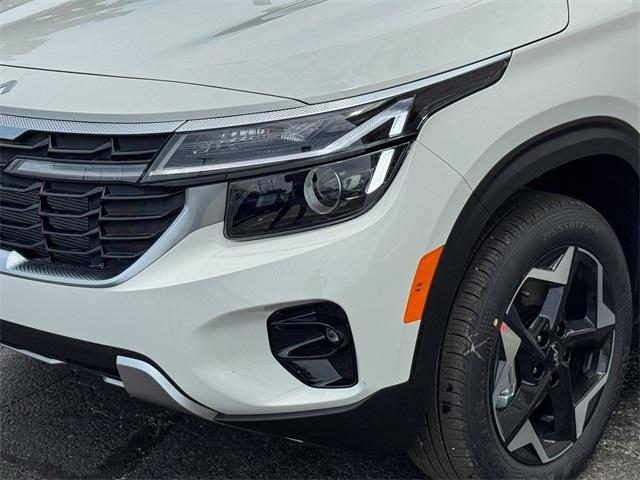 new 2025 Kia Seltos car, priced at $27,920