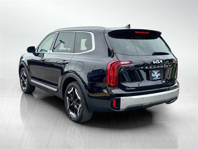 used 2024 Kia Telluride car, priced at $39,030