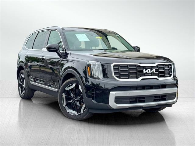 used 2024 Kia Telluride car, priced at $39,030