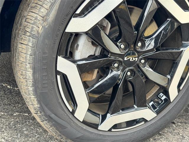 used 2024 Kia Telluride car, priced at $39,030