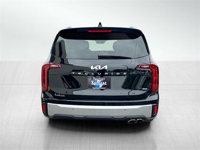 used 2024 Kia Telluride car, priced at $39,030