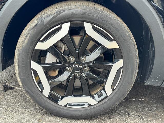 used 2024 Kia Telluride car, priced at $39,030