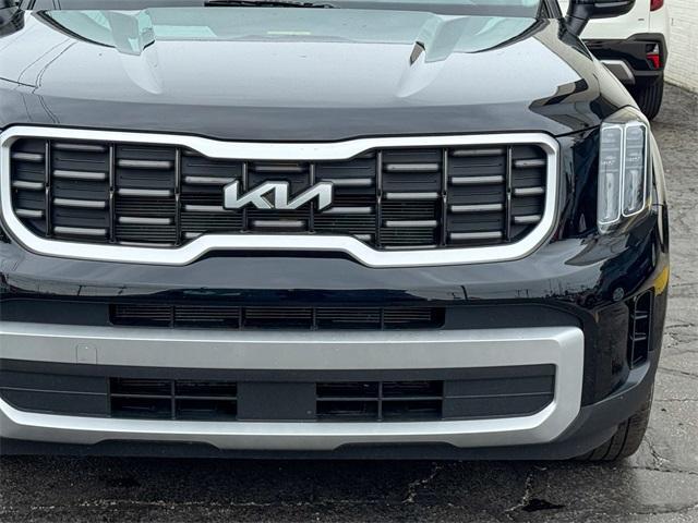 used 2024 Kia Telluride car, priced at $39,030