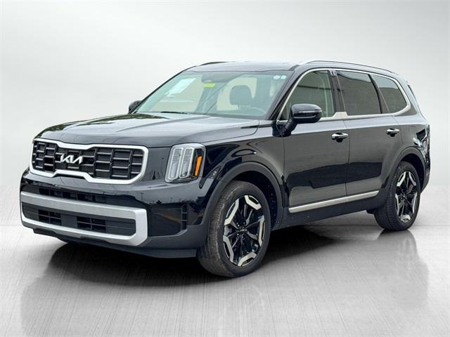 used 2024 Kia Telluride car, priced at $39,030