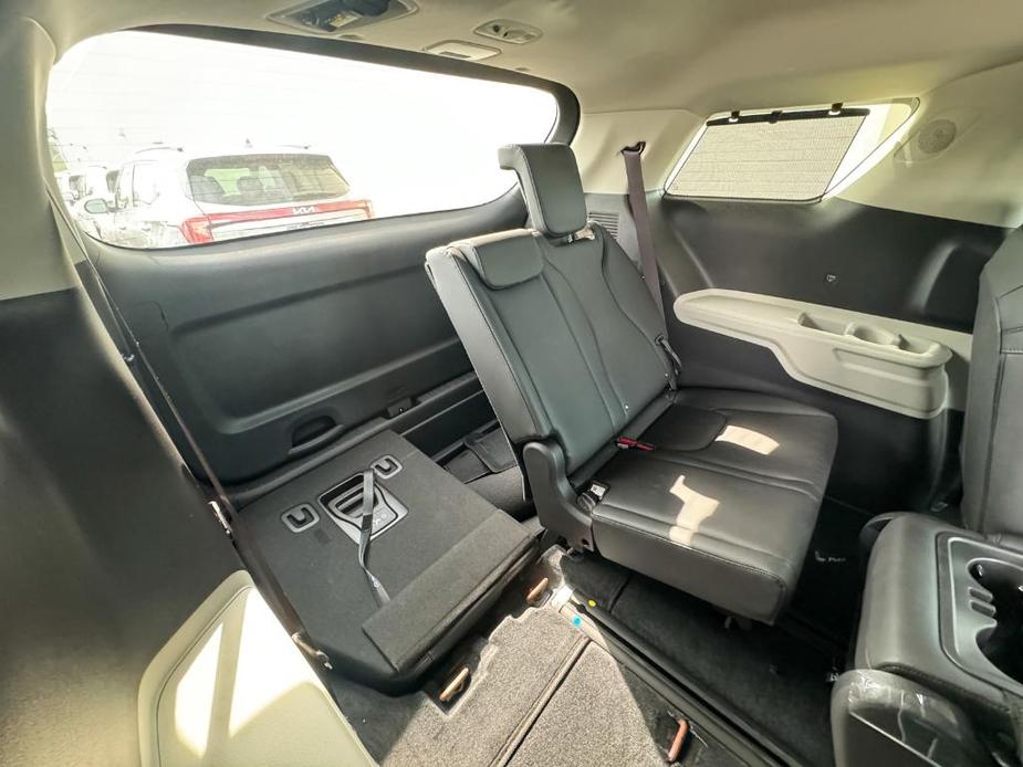 new 2024 Kia Carnival car, priced at $39,815