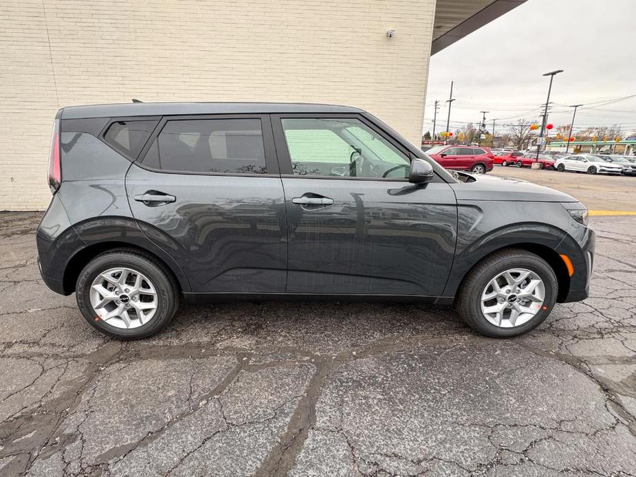 new 2025 Kia Soul car, priced at $21,090