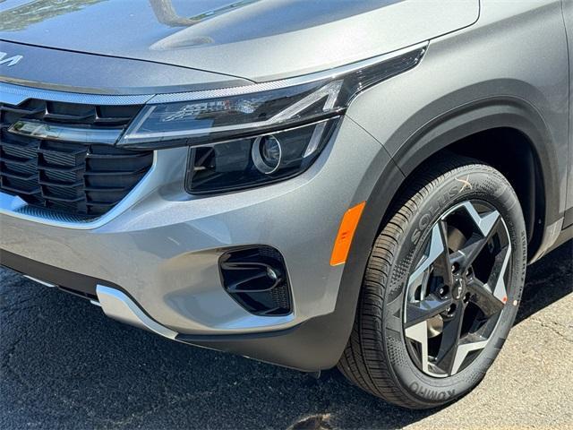 new 2026 Kia Seltos car, priced at $27,975