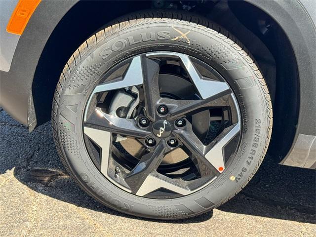 new 2026 Kia Seltos car, priced at $27,975