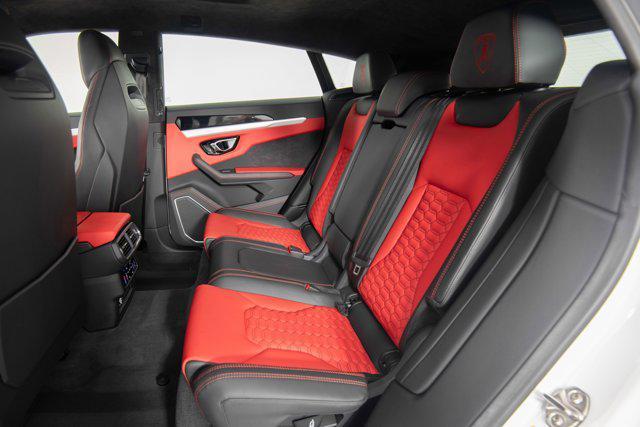 used 2022 Lamborghini Urus car, priced at $224,995