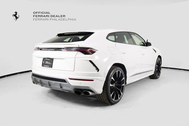 used 2022 Lamborghini Urus car, priced at $224,995