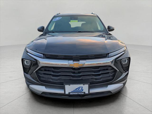 used 2024 Chevrolet TrailBlazer car, priced at $24,976