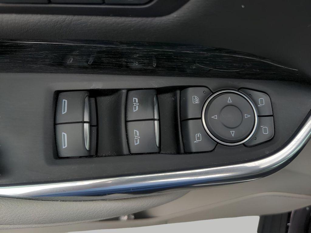 used 2021 Cadillac XT4 car, priced at $28,428