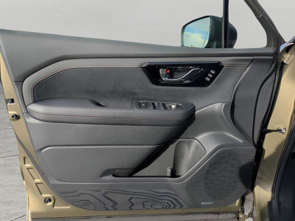 new 2025 Subaru Forester car, priced at $42,161