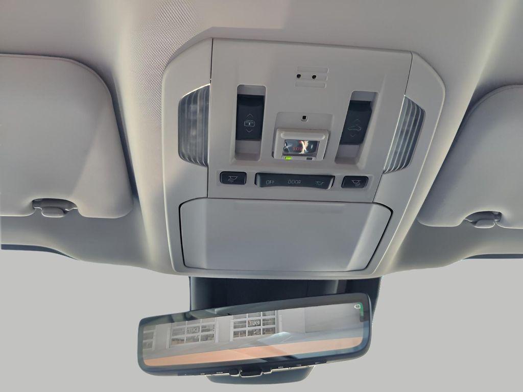 used 2021 Toyota Highlander car, priced at $37,552