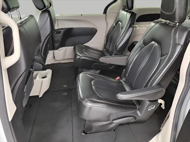 used 2023 Chrysler Pacifica car, priced at $25,163