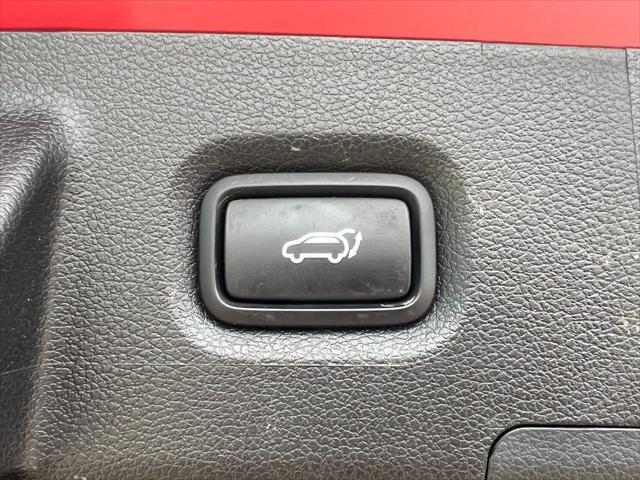used 2022 Hyundai Santa Fe car, priced at $26,359