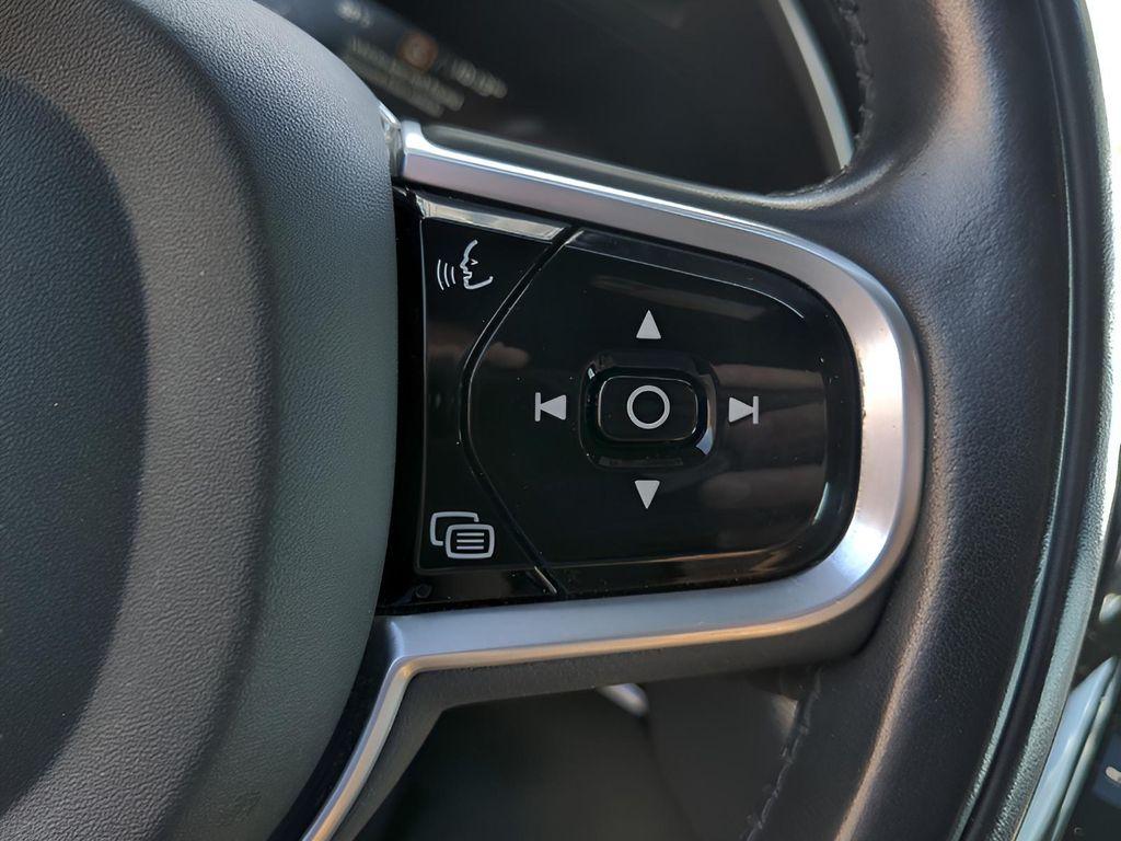 used 2022 Volvo XC90 Recharge Plug-In Hybrid car, priced at $29,965