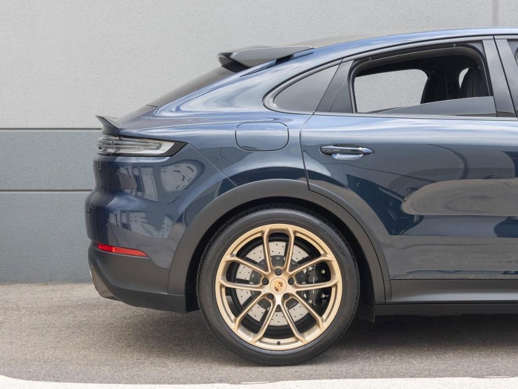 used 2025 Porsche Cayenne car, priced at $205,990