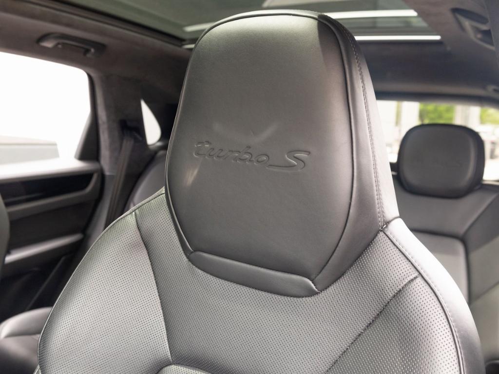 used 2020 Porsche Cayenne E-Hybrid car, priced at $102,990