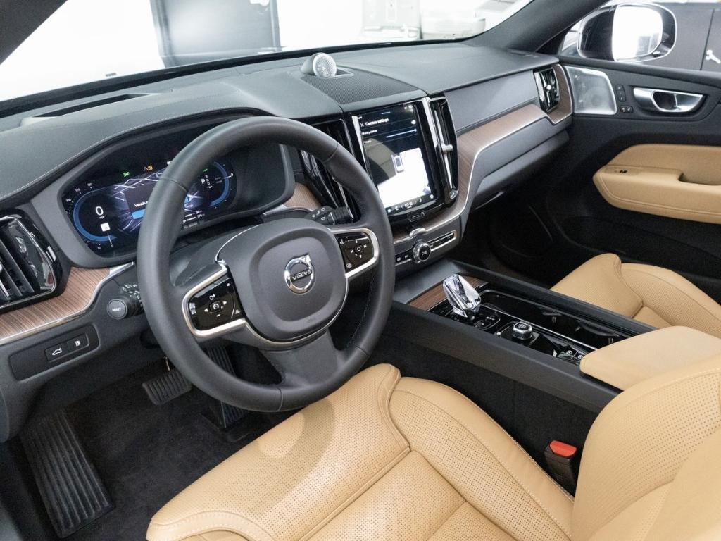 used 2024 Volvo XC60 Recharge Plug-In Hybrid car, priced at $48,990