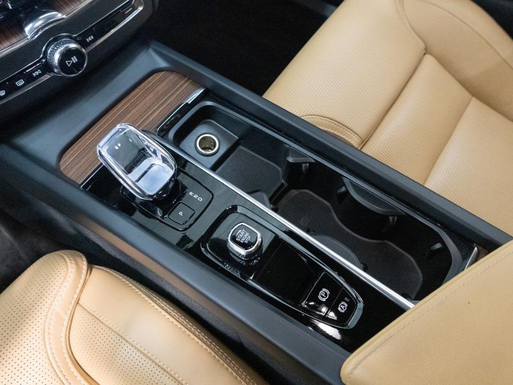 used 2024 Volvo XC60 Recharge Plug-In Hybrid car, priced at $48,990