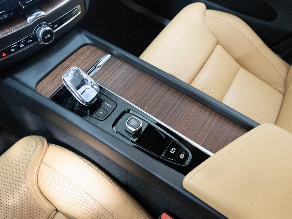 used 2024 Volvo XC60 Recharge Plug-In Hybrid car, priced at $48,990