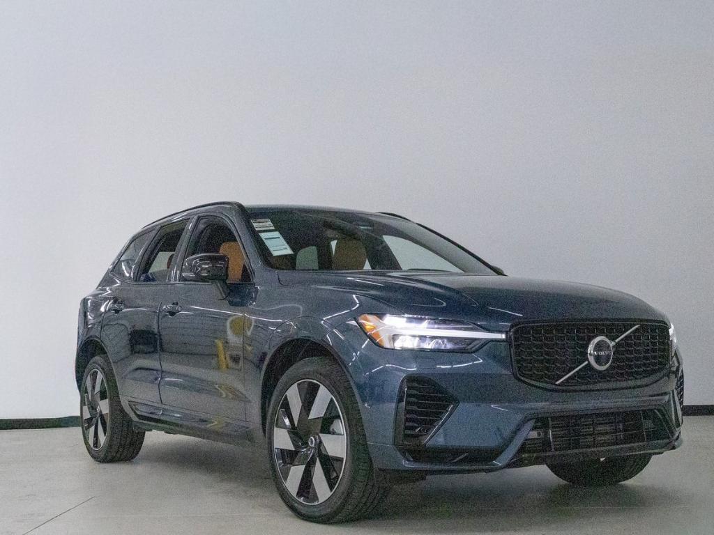 used 2024 Volvo XC60 Recharge Plug-In Hybrid car, priced at $48,990
