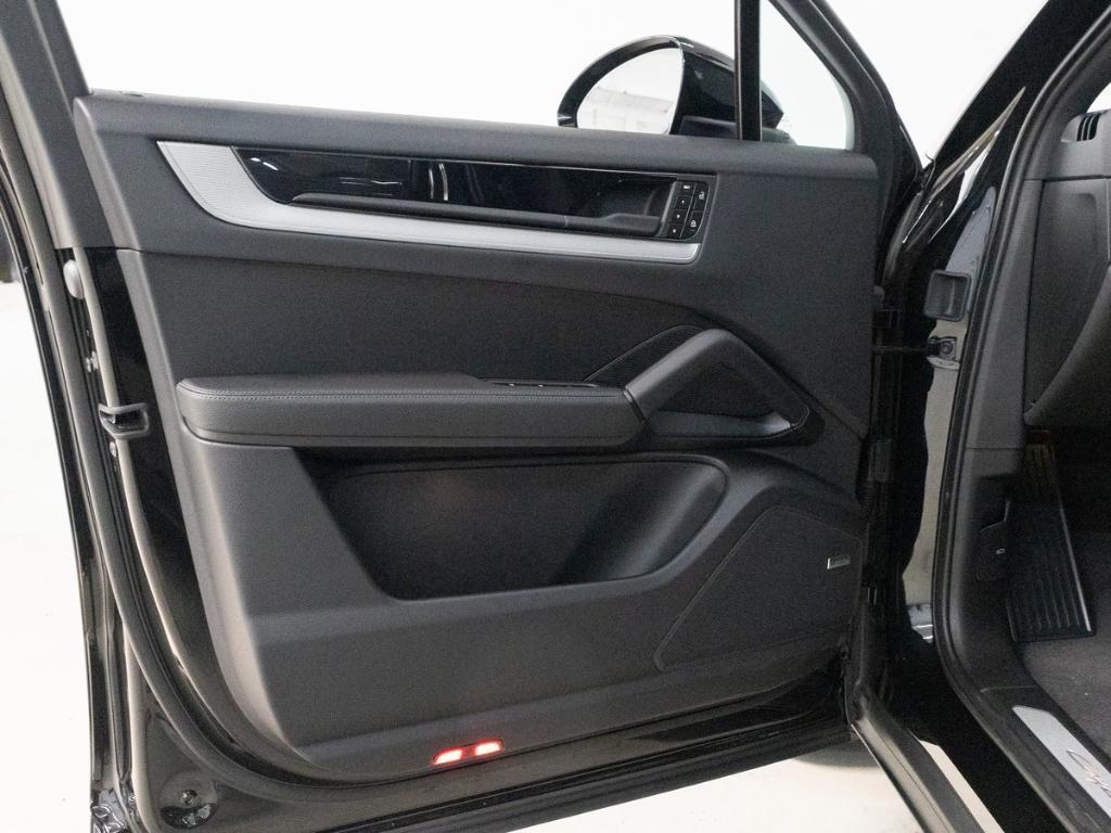 new 2025 Porsche Cayenne car, priced at $114,585