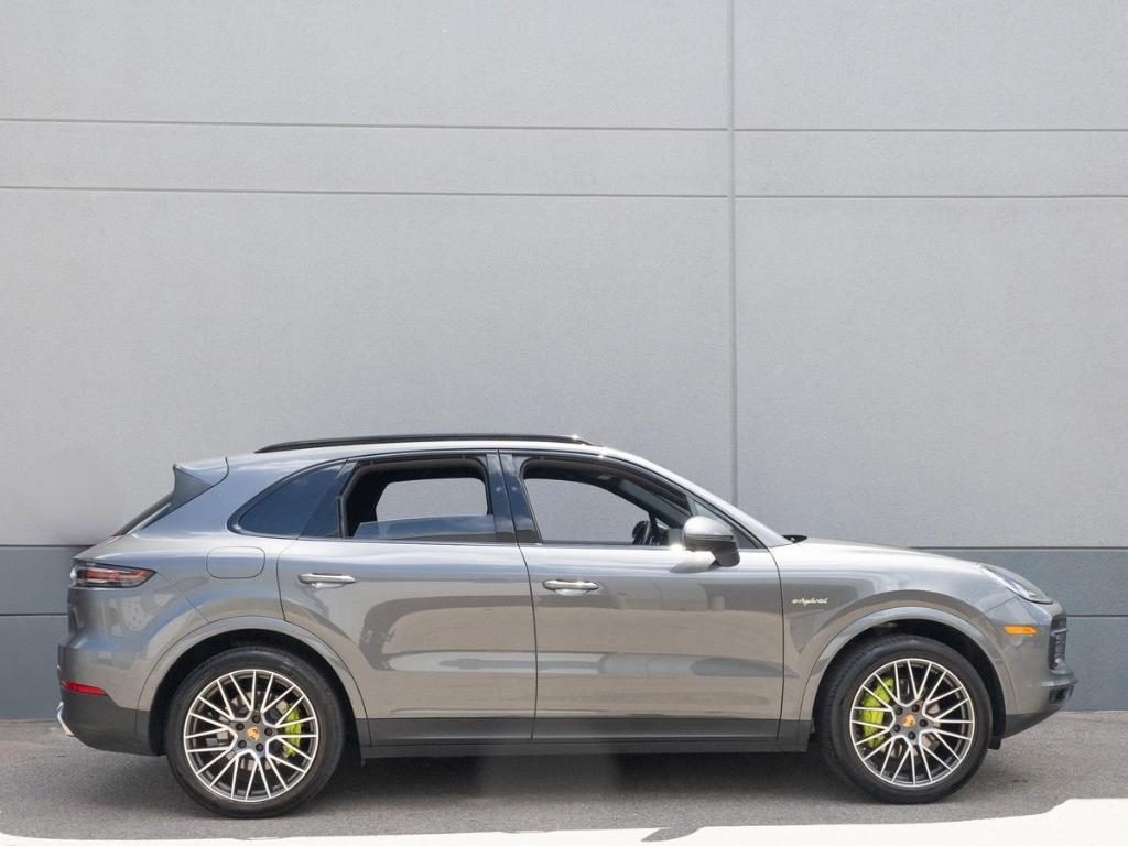 used 2022 Porsche Cayenne E-Hybrid car, priced at $58,990