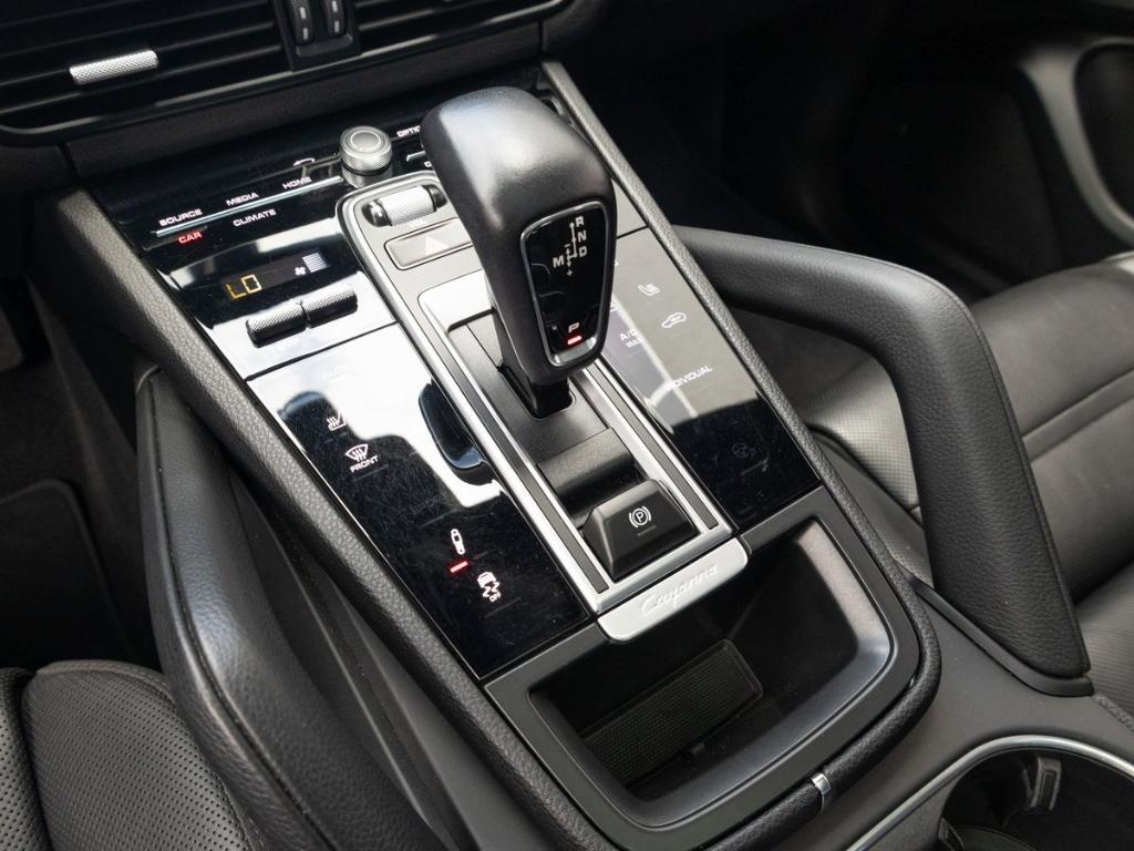 used 2022 Porsche Cayenne E-Hybrid car, priced at $58,990