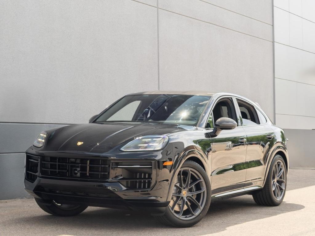new 2025 Porsche Cayenne car, priced at $160,405