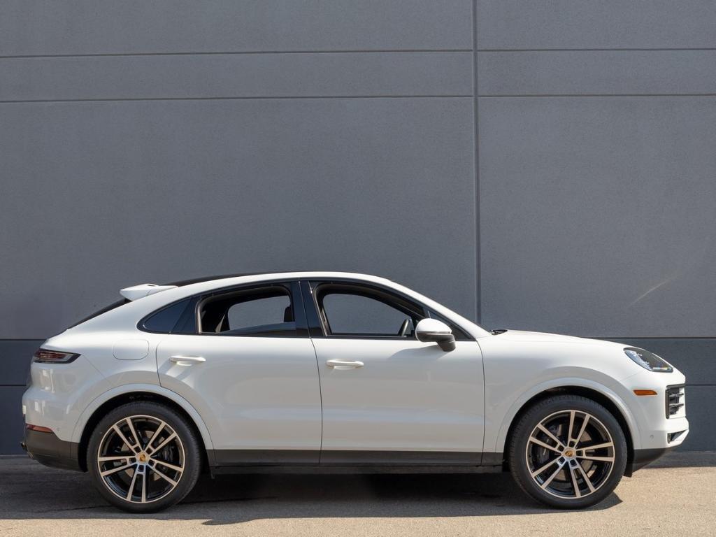 used 2024 Porsche Cayenne car, priced at $91,990