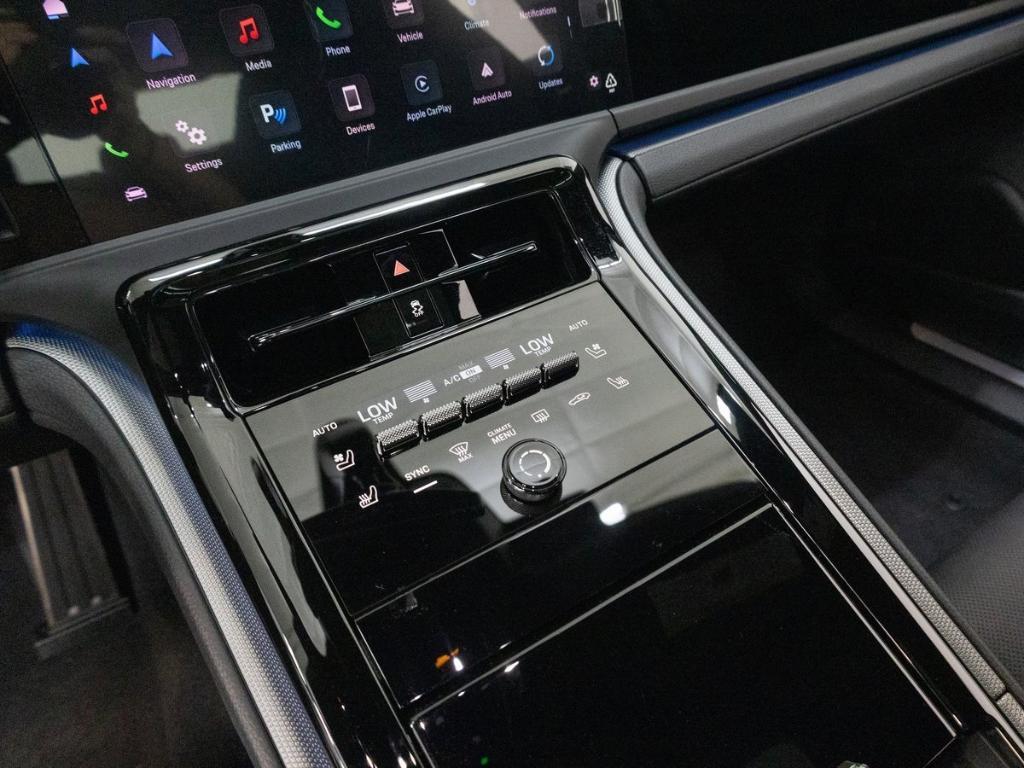 new 2025 Porsche Panamera car, priced at $123,945