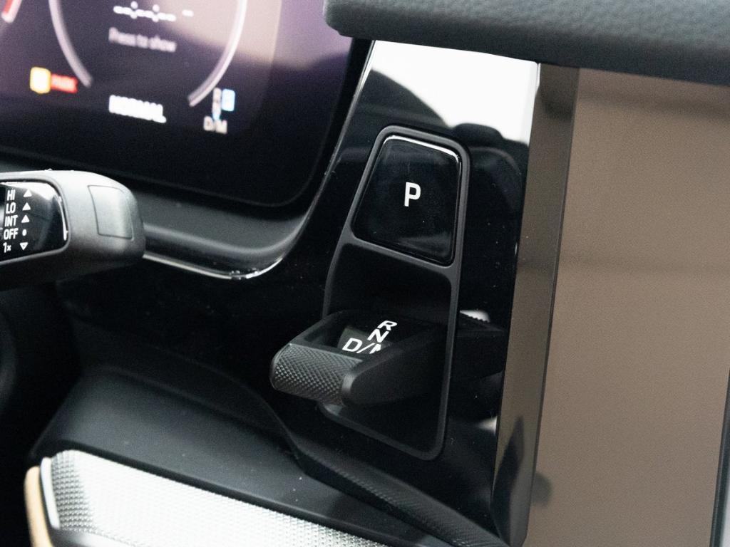 new 2025 Porsche Cayenne car, priced at $129,565