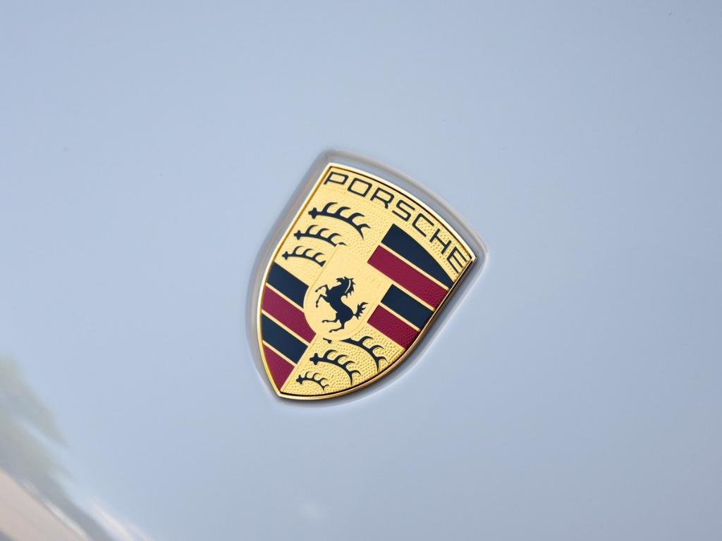 new 2025 Porsche Macan car, priced at $76,385