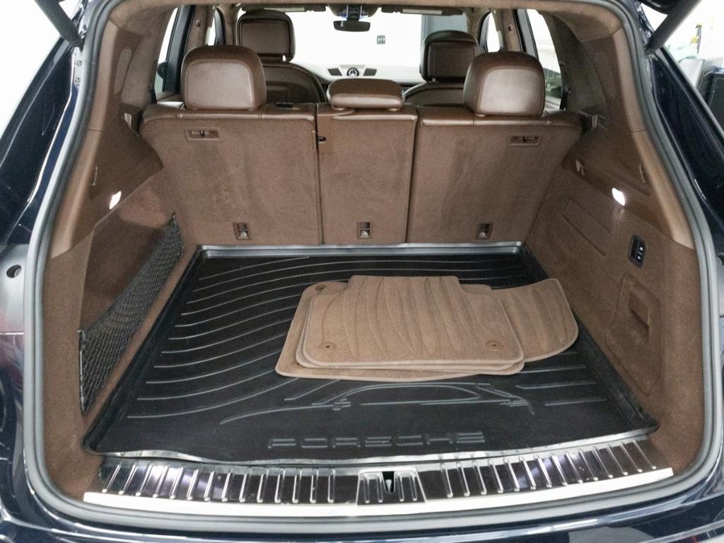 used 2021 Porsche Cayenne car, priced at $87,990