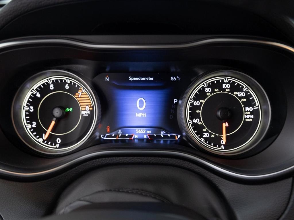 used 2022 Jeep Cherokee car, priced at $28,990