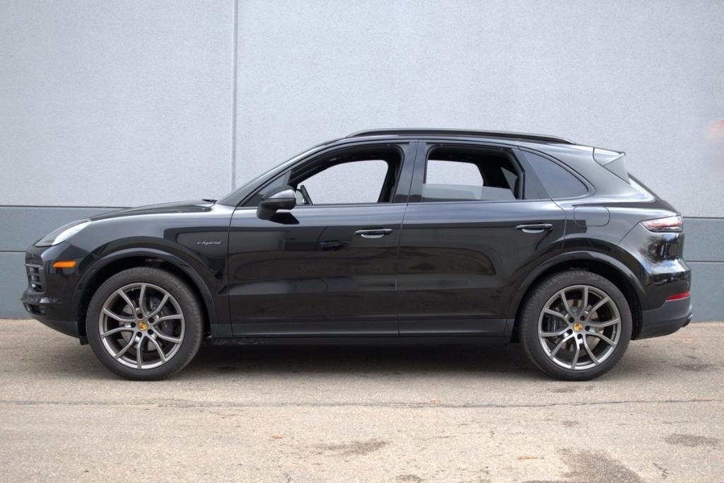 used 2023 Porsche Cayenne E-Hybrid car, priced at $89,990