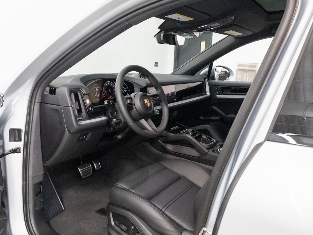 new 2025 Porsche Cayenne car, priced at $127,335