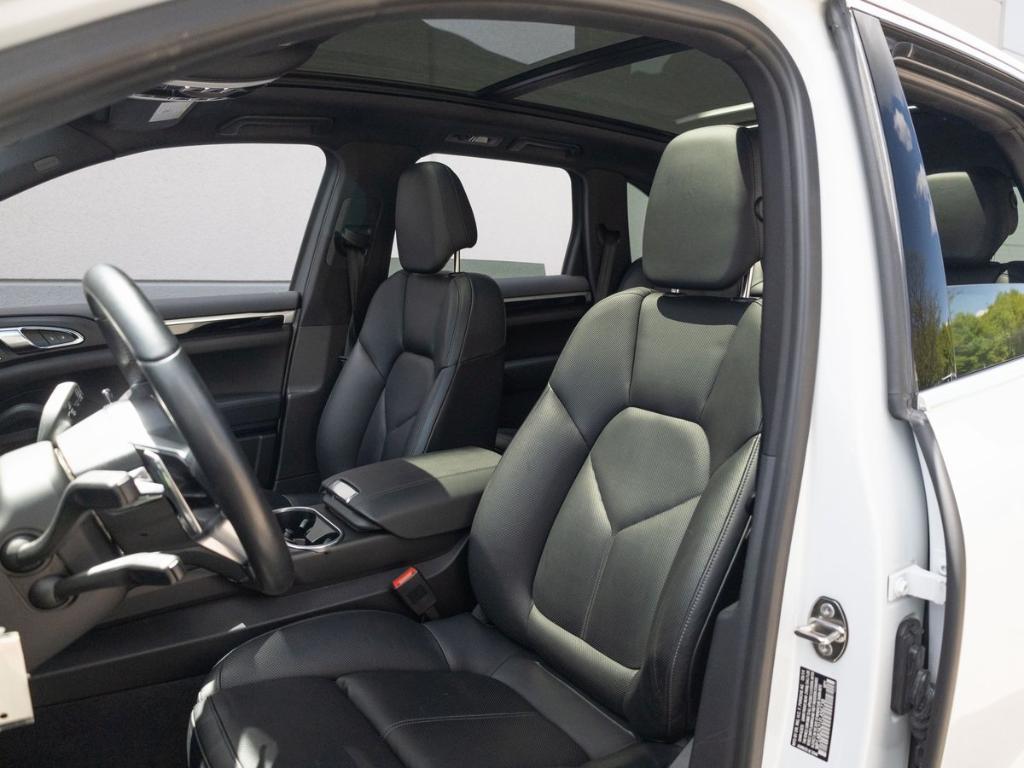 used 2015 Porsche Cayenne car, priced at $25,990