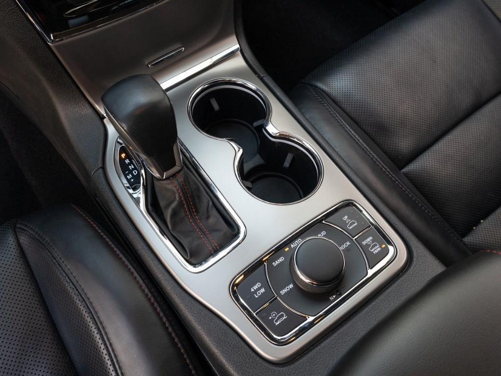 used 2021 Jeep Grand Cherokee car, priced at $26,990