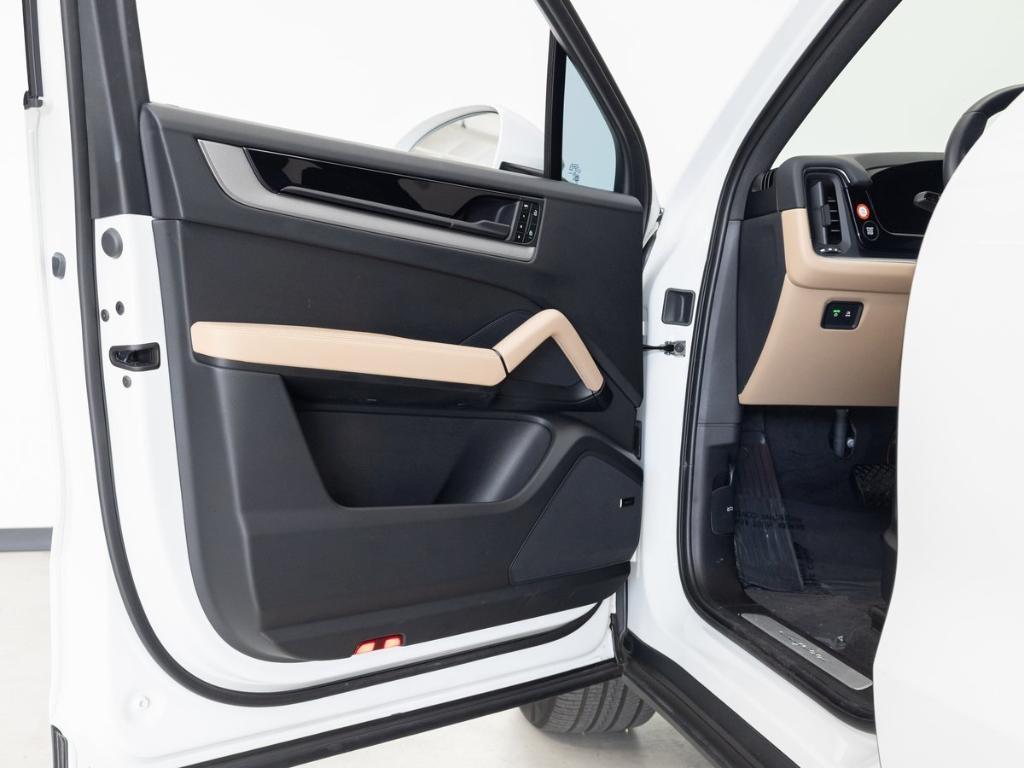 used 2025 Porsche Cayenne car, priced at $86,990