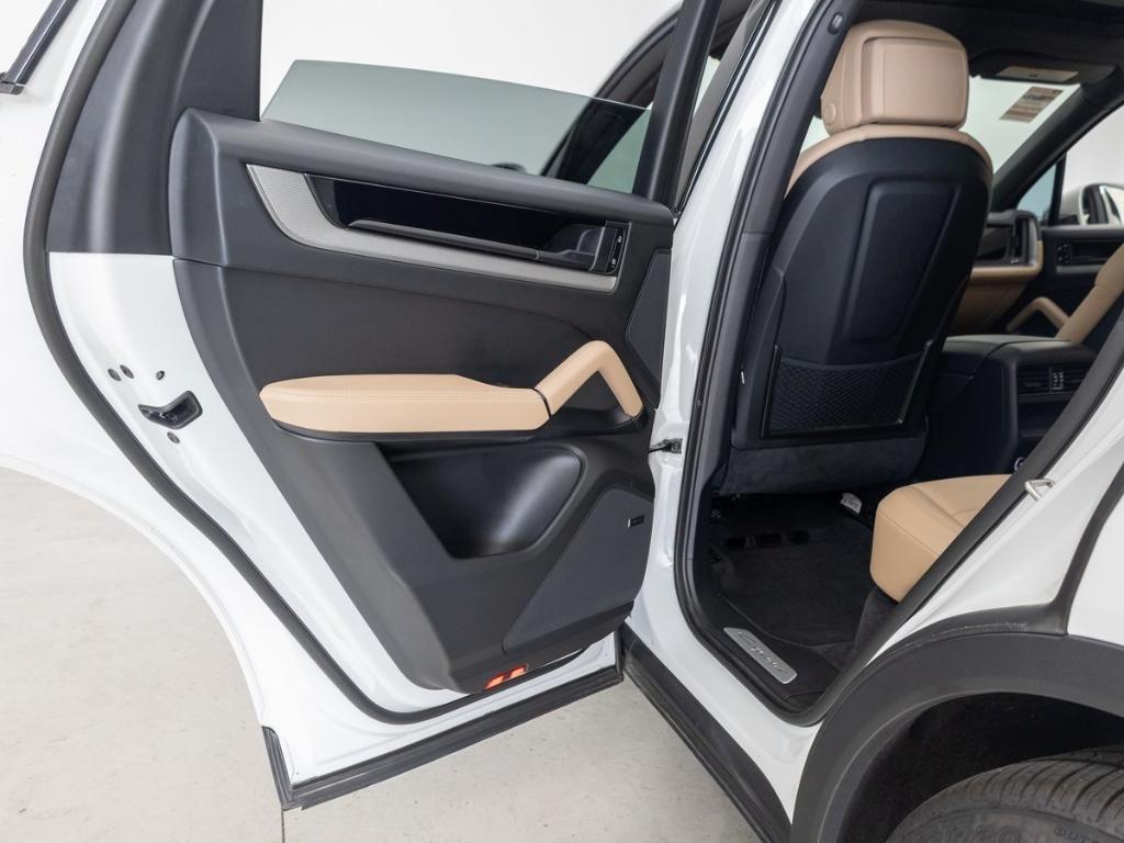 used 2025 Porsche Cayenne car, priced at $86,990