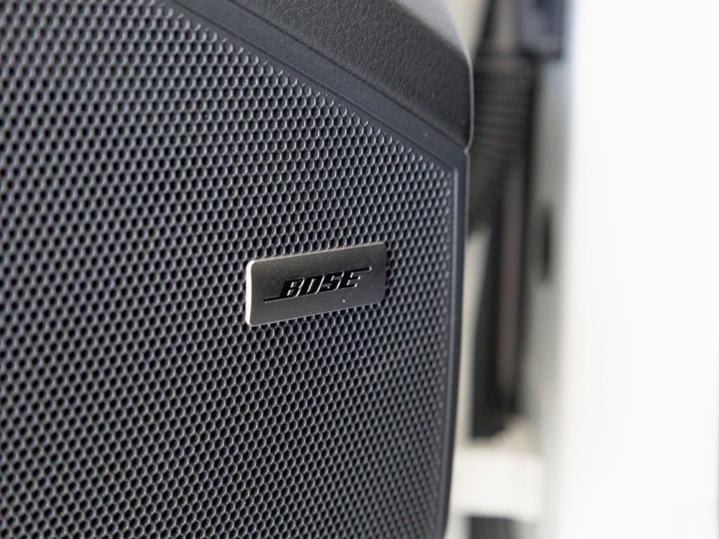 used 2025 Porsche Cayenne car, priced at $86,990