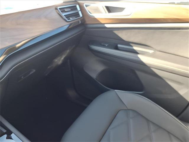 new 2026 Volkswagen Atlas car, priced at $45,576