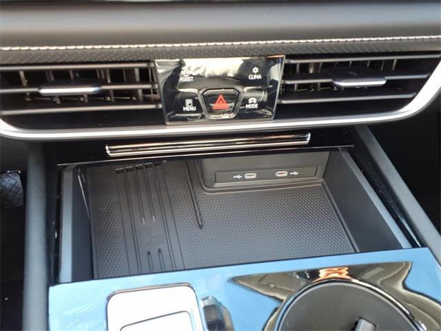 new 2026 Volkswagen Atlas car, priced at $45,576