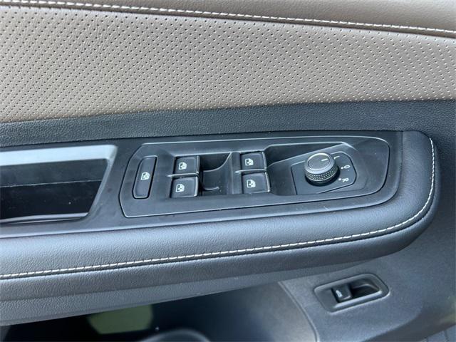 new 2025 Volkswagen Atlas car, priced at $46,170