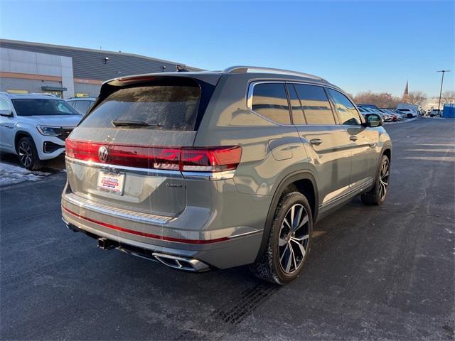 new 2025 Volkswagen Atlas car, priced at $51,289