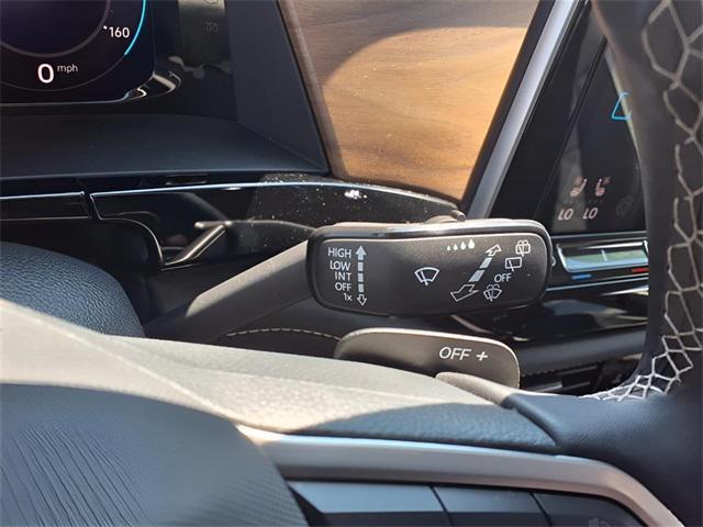 used 2024 Volkswagen Atlas car, priced at $34,900