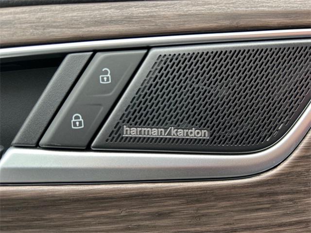 new 2025 Volkswagen Atlas car, priced at $50,675